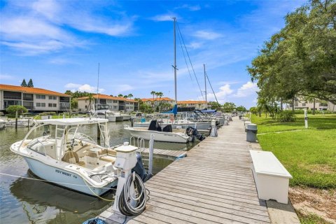 Condominio en venta en Tarpon Springs, Florida, 2 dormitorios, 98.94 m2 № 2347701 - foto 30