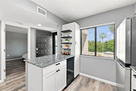 Condominio en venta en Tarpon Springs, Florida, 2 dormitorios, 98.94 m2 № 2347701 - foto 12