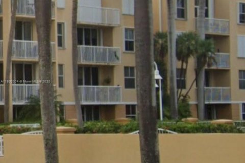 Condo in Dania Beach, Florida, 2 bedrooms  № 1740092 - photo 20