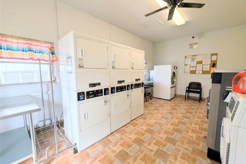 Condo in Bradenton, Florida, 2 bedrooms  № 2212218 - photo 30