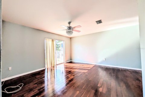 Condo in Bradenton, Florida, 2 bedrooms  № 2212218 - photo 9
