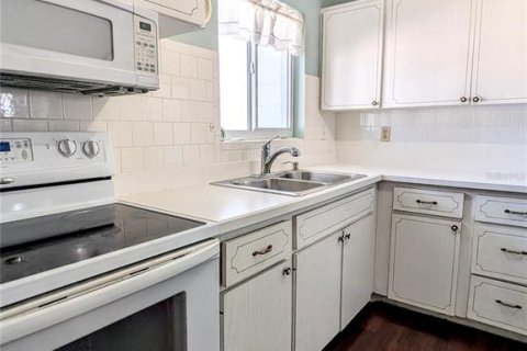Condo in Bradenton, Florida, 2 bedrooms  № 2212218 - photo 3