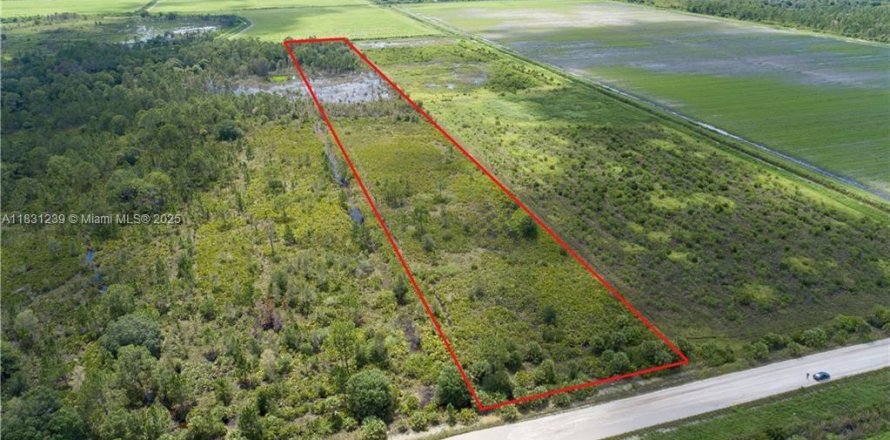 Land in Punta Gorda, Florida № 1807736