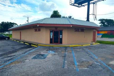 Commercial property in New Port Richey, Florida 273.13 sq.m. № 2427339 - photo 26