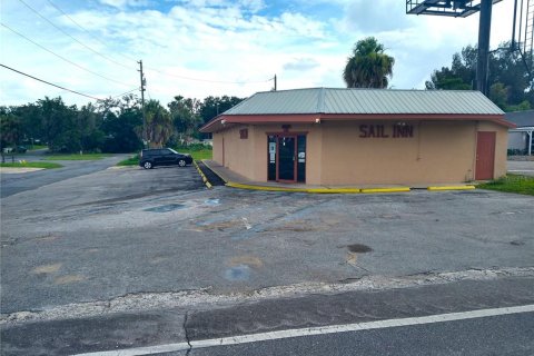 Commercial property in New Port Richey, Florida 273.13 sq.m. № 2427339 - photo 27