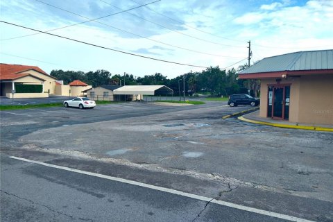 Commercial property in New Port Richey, Florida 273.13 sq.m. № 2427339 - photo 28