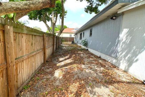 Снять в аренду виллу или дом в Семинол, Флорида 3 комнаты, 130.43м2, № 1842045 - фото 17