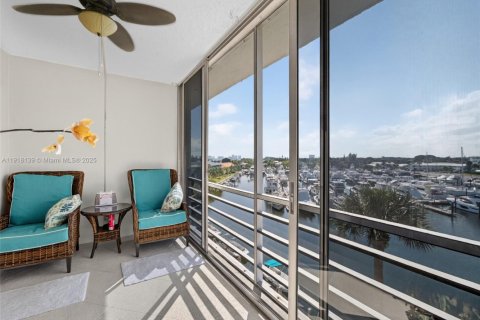 Copropriété à vendre à North Palm Beach, Floride: 2 chambres, 93.83 m2 № 1972990 - photo 13