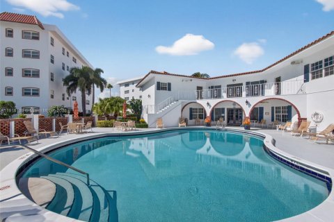 Copropriété à vendre à North Palm Beach, Floride: 2 chambres, 93.83 m2 № 1972990 - photo 11