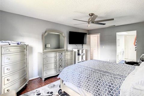 Condo in Leesburg, Florida, 3 bedrooms  № 1749383 - photo 21