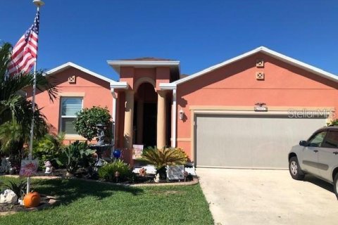 Casa en venta en Punta Gorda, Florida, 3 dormitorios, 178.37 m2 № 1840558 - foto 1