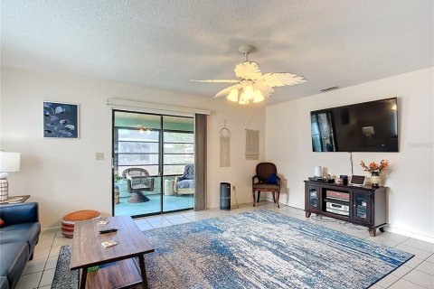 Casa en venta en Ocala, Florida, 2 dormitorios, 106.28 m2 № 1536421 - foto 6