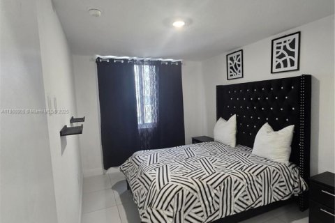 Adosado en alquiler en Homestead, Florida, 1 dormitorio, 18.58 m2 № 1979366 - foto 9