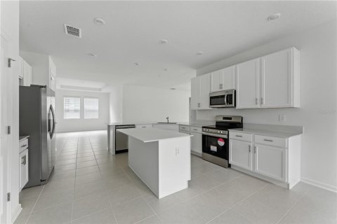 Casa en alquiler en Apopka, Florida, 4 dormitorios, 221.76 m2 № 1882924 - foto 19