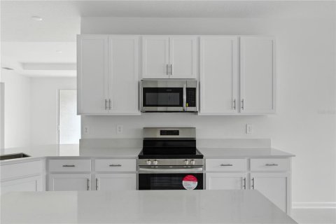 Casa en alquiler en Apopka, Florida, 4 dormitorios, 221.76 m2 № 1882924 - foto 15