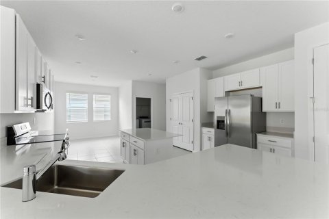 Casa en alquiler en Apopka, Florida, 4 dormitorios, 221.76 m2 № 1882924 - foto 14