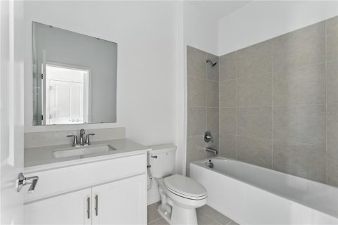 Casa en alquiler en Apopka, Florida, 4 dormitorios, 221.76 m2 № 1882924 - foto 13