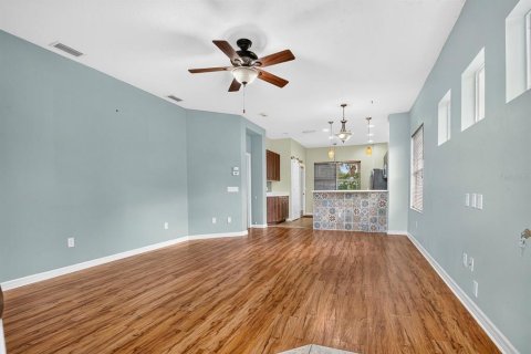 Villa ou maison à vendre à Bradenton, Floride: 2 chambres, 104.7 m2 № 2431056 - photo 8