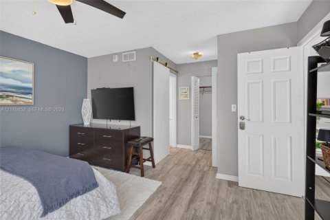 Copropriété à vendre à Plantation, Floride: 2 chambres, 90.95 m2 № 2431314 - photo 23
