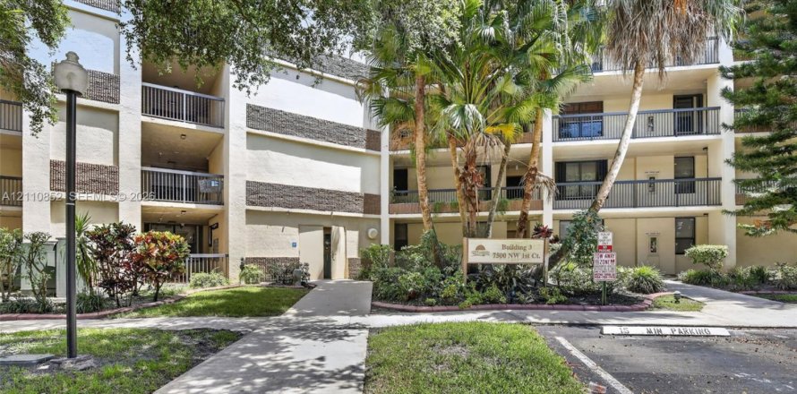 Condo à Plantation, Floride, 2 chambres  № 2431314