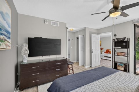 Copropriété à vendre à Plantation, Floride: 2 chambres, 90.95 m2 № 2431314 - photo 25