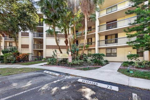 Copropriété à vendre à Plantation, Floride: 2 chambres, 90.95 m2 № 2431314 - photo 4