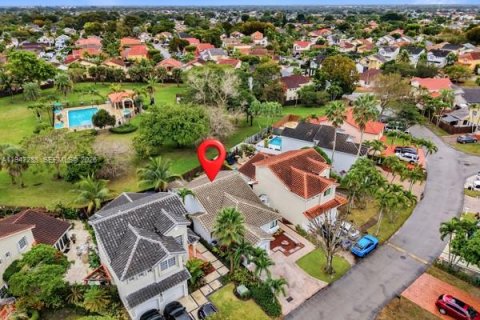 Villa ou maison à vendre à Miami, Floride: 3 chambres, 129.32 m2 № 2004615 - photo 28