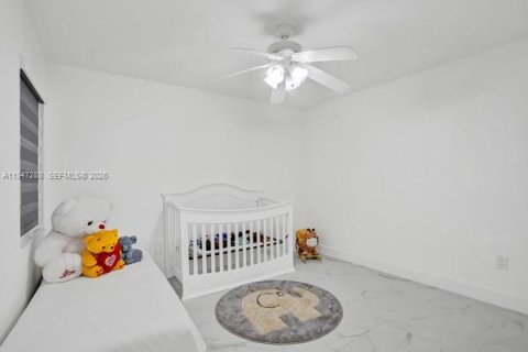 Villa ou maison à vendre à Miami, Floride: 3 chambres, 129.32 m2 № 2004615 - photo 19