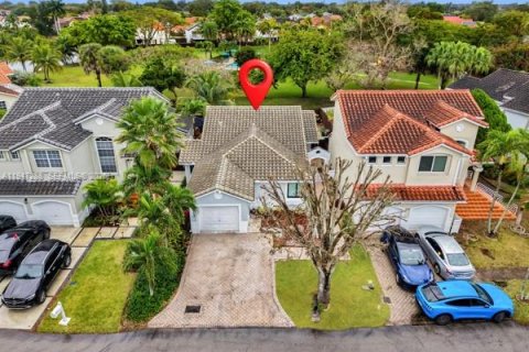 Villa ou maison à vendre à Miami, Floride: 3 chambres, 129.32 m2 № 2004615 - photo 27