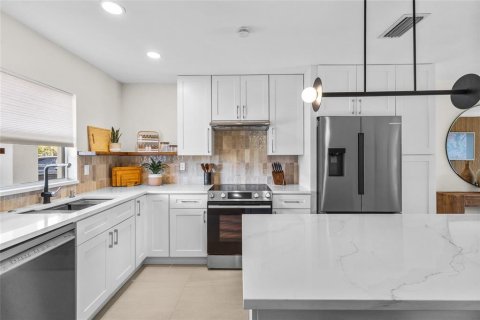 Condominio en venta en Longboat Key, Florida, 2 dormitorios, 126.53 m2 № 2095189 - foto 12