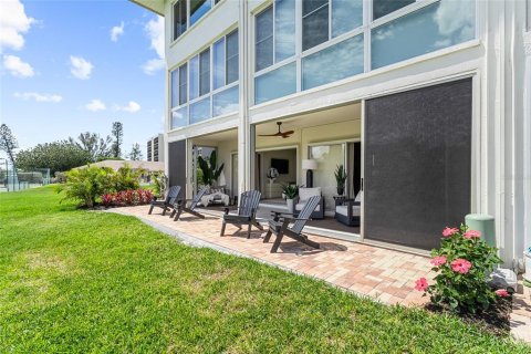 Condominio en venta en Longboat Key, Florida, 2 dormitorios, 126.53 m2 № 2095189 - foto 28