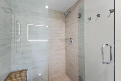 Condominio en venta en Longboat Key, Florida, 2 dormitorios, 126.53 m2 № 2095189 - foto 19