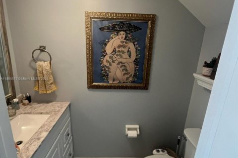 Townhouse in Miami, Florida 2 bedrooms, 107.02 sq.m. № 1953795 - photo 9