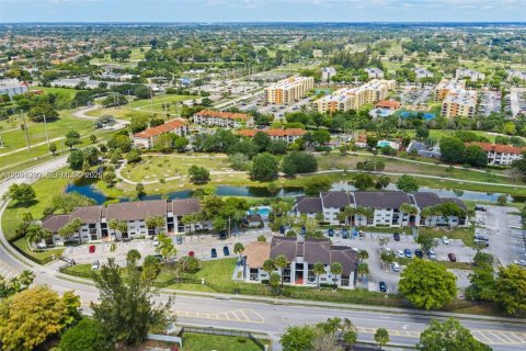 Copropriété à louer à Hialeah, Floride: 2 chambres, 82.03 m2 № 2390062 - photo 23