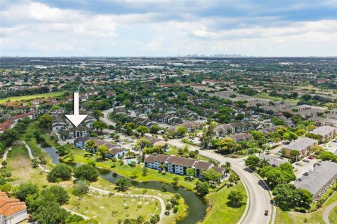 Copropriété à louer à Hialeah, Floride: 2 chambres, 82.03 m2 № 2390062 - photo 21