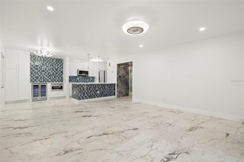 Copropriété à louer à Tampa, Floride: 1 chambre, 72.09 m2 № 1871104 - photo 9