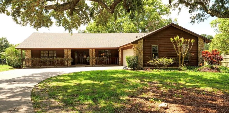 Casa en Belle Isle, Florida 3 dormitorios, 193.79 m2 № 1911137