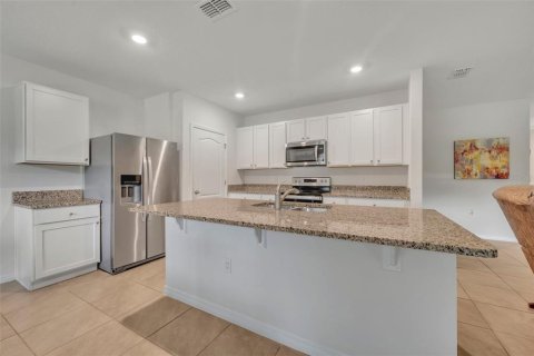 House in Ormond Beach, Florida 4 bedrooms, 195.19 sq.m. № 1334456 - photo 8