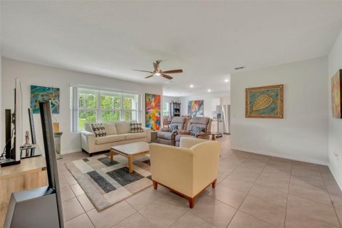 House in Ormond Beach, Florida 4 bedrooms, 195.19 sq.m. № 1334456 - photo 4
