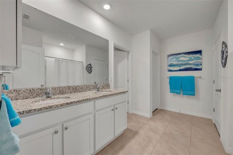 House in Ormond Beach, Florida 4 bedrooms, 195.19 sq.m. № 1334456 - photo 20