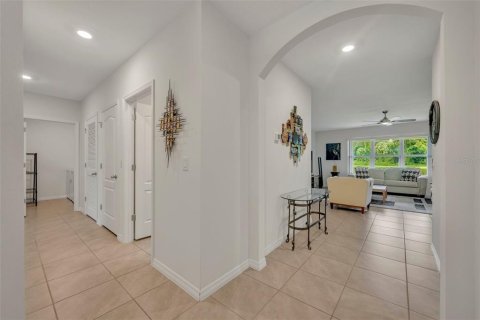 House in Ormond Beach, Florida 4 bedrooms, 195.19 sq.m. № 1334456 - photo 16
