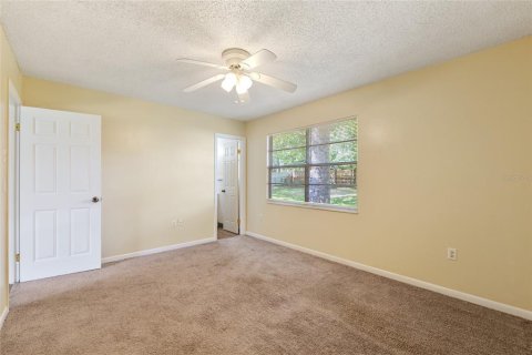 House in Ocala, Florida 3 bedrooms, 115.94 sq.m. № 1876770 - photo 25