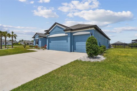 House in Parrish, Florida 4 bedrooms, 264.12 sq.m. № 1684689 - photo 3