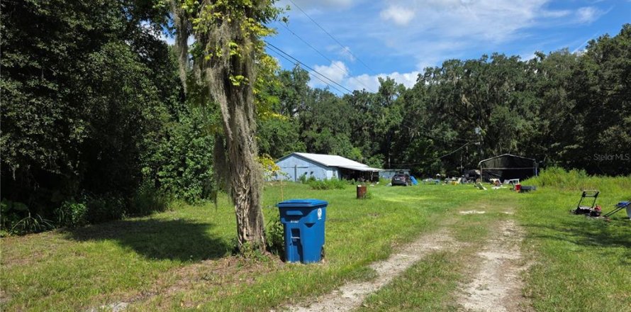 Villa ou maison à Brooksville, Floride 2 chambres, 111.48 m2 № 1918528