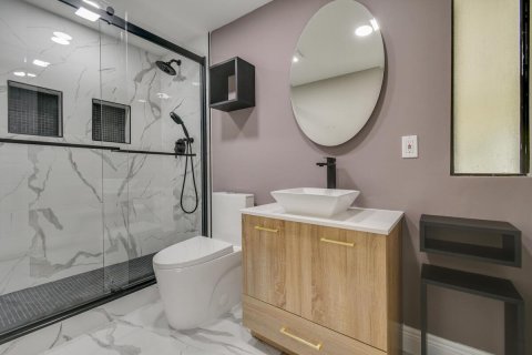 Condo in North Palm Beach, Florida, 3 bedrooms № 2089399 - photo 21