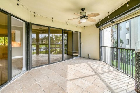 Condo in North Palm Beach, Florida, 3 bedrooms № 2089399 - photo 30