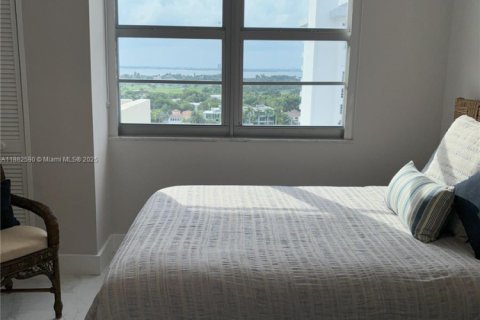 Condo in Miami Beach, Florida, 1 bedroom  № 1978064 - photo 18