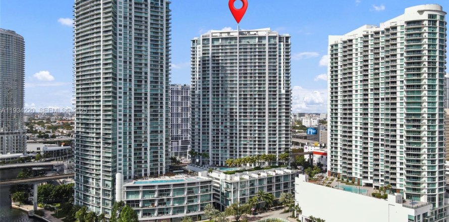 Condo in Miami, Florida, 1 bedroom  № 1992715