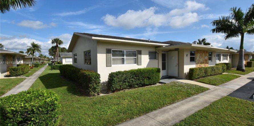 Casa en West Palm Beach, Florida 2 dormitorios, 77.02 m2 № 1967290