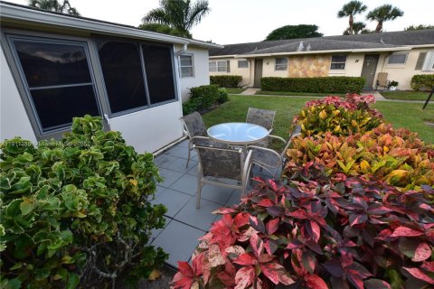 Casa en venta en West Palm Beach, Florida, 2 dormitorios, 77.02 m2 № 1967290 - foto 19